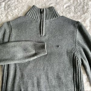 Calvin Klein Jeans unisex youth medium pullover sweater